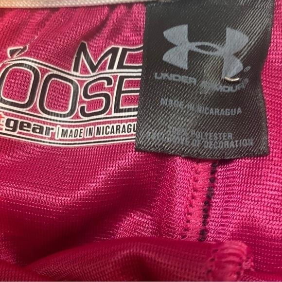 Under Armour Women’s gym shorts, size M - Picture 3 of 5